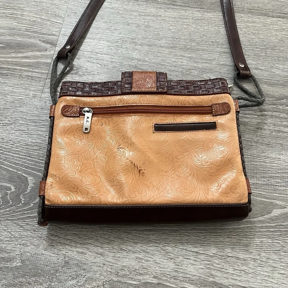 M.C. Marc Chantal Brown Leather‎ Bag Crossbody Purse